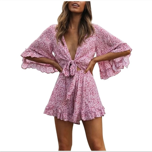 Cinderose Playsuit Romper from Mura Boutique size xs - Picture 2 of 14